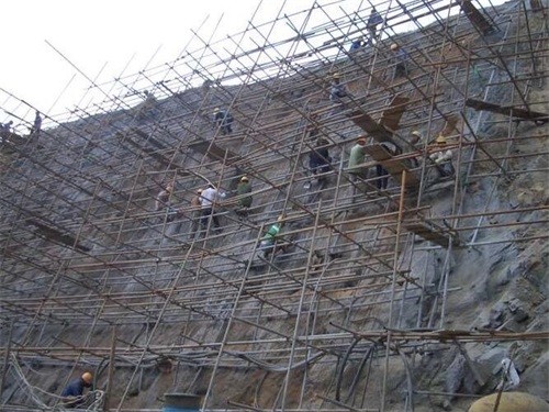 青河公路桩基检测